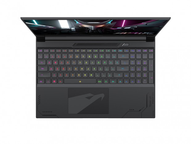 GIGABYTE、24コア/32スレッドのCore i9-13980HX搭載15.6型ゲーミングノートPC計2機種