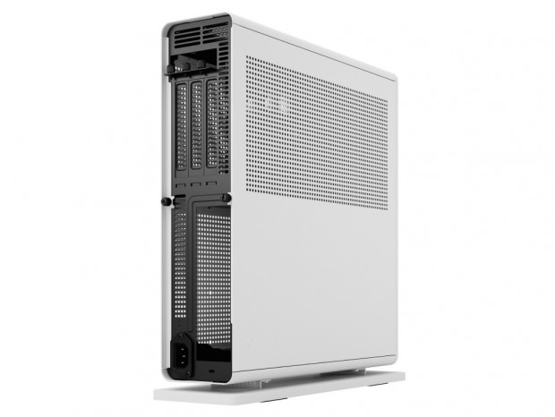 長さ335mm、3スロットのVGAを搭載できるスリムMini-ITXケース、Fractal Design「Ridge PCIe 4.0」