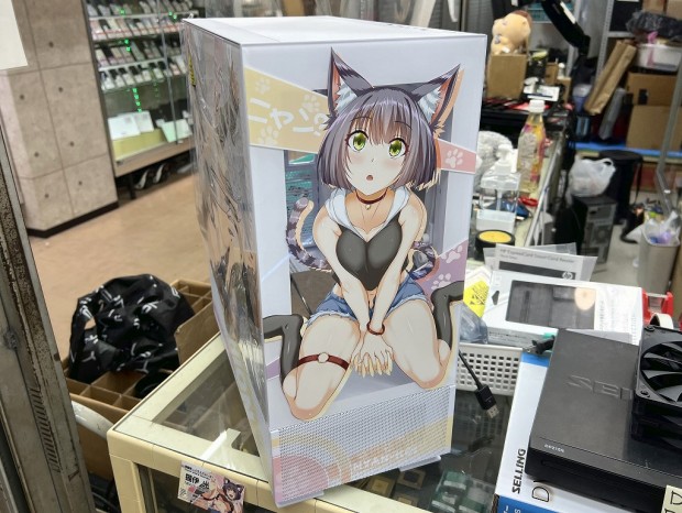 猫耳少女の萌えPCケース