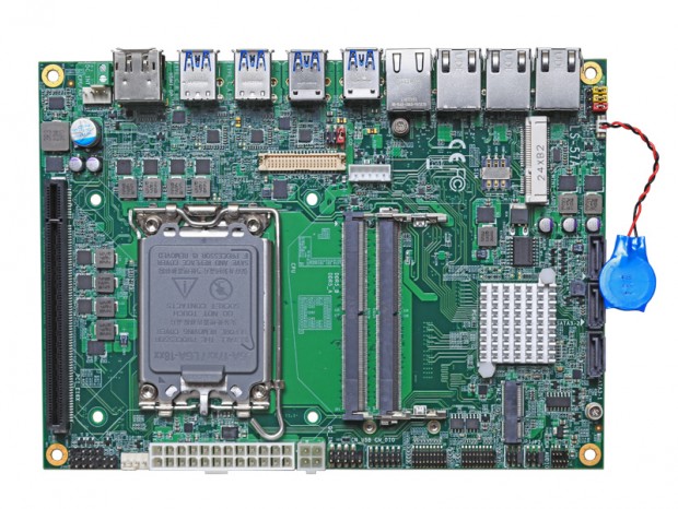 クアッドLAN搭載のLGA1700対応5.25インチサイズSBC、COMMELL「LS-57A」