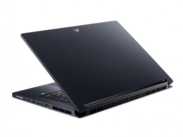 Acer、GeForce RTX 4090搭載&250Hz駆動の17型ゲーミングノート「Predator Triton 17X」