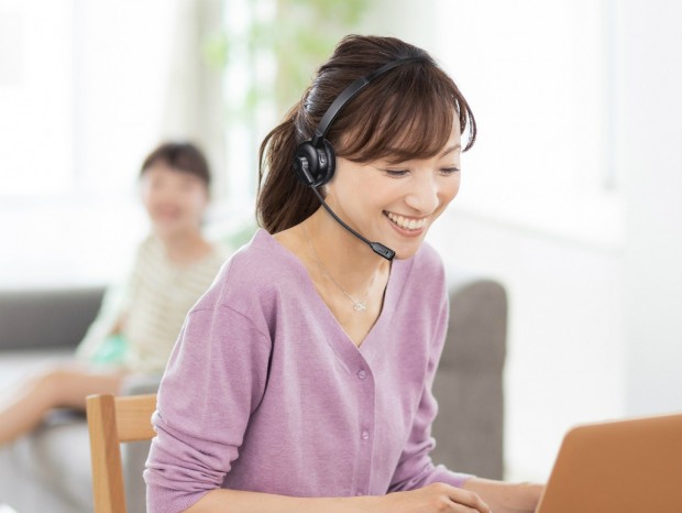 充電や電源操作ができるクレードル付きBluetoothヘッドセットがサンワサプライから