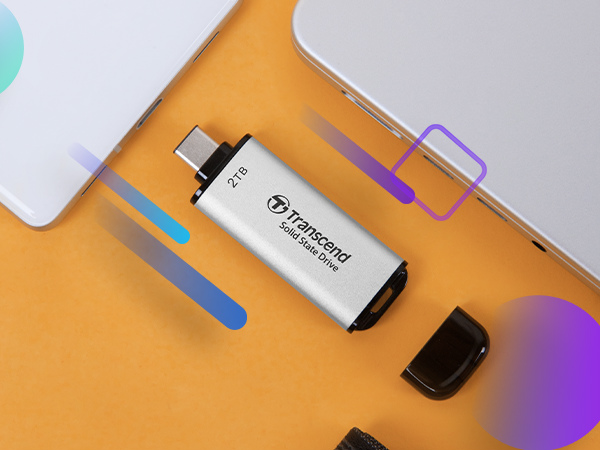 Type-Cコネクタ採用のスティック型ポータブルSSD、トランセンド「ESD300」