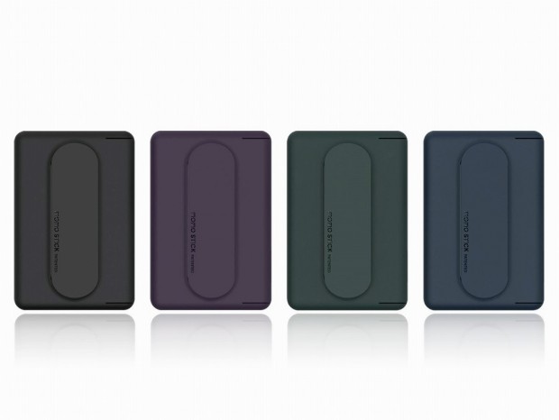 iPhoneに貼り付くMagSafe対応のカード収納＆グリップスタンド「Mag Card Grip」