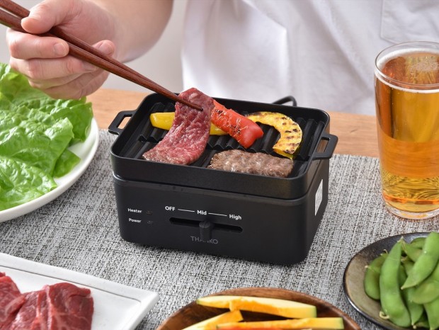 手のひらサイズで贅沢な“ひとり焼肉”が楽しめる、その名も「ソログリル」がサンコーから