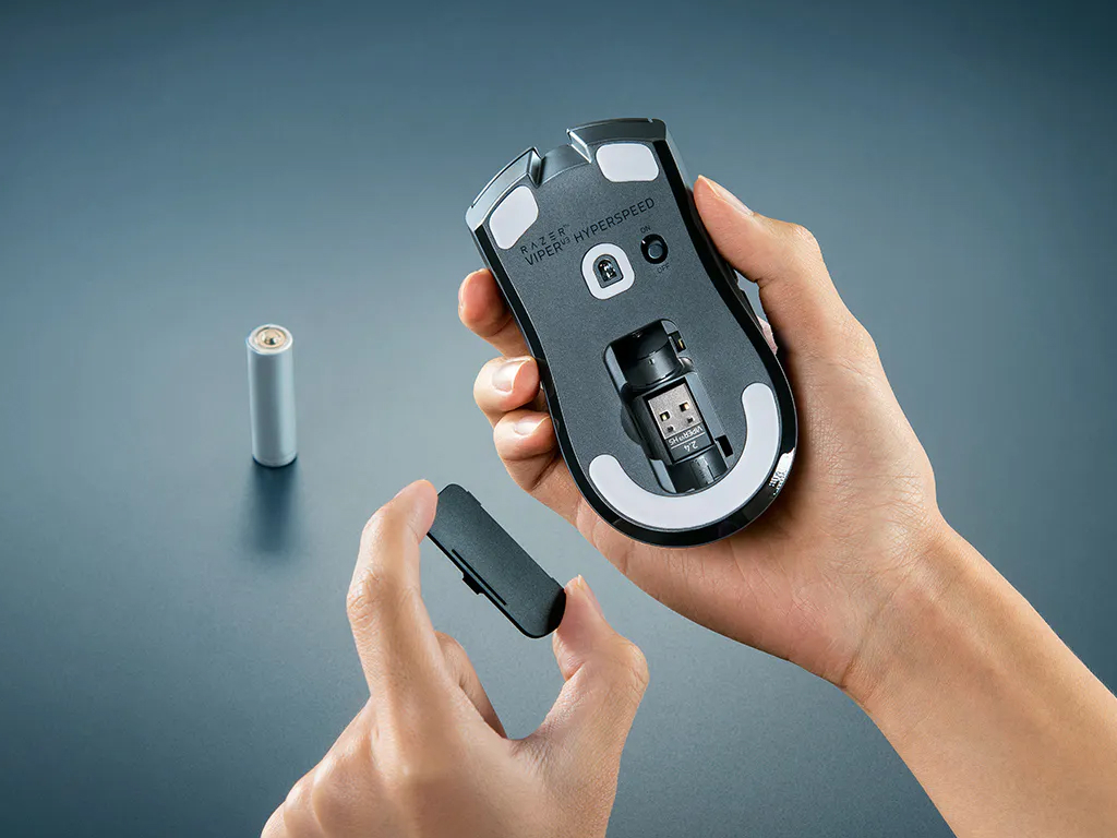 ポーリングレート最大4,000Hzのワイヤレスゲーミングマウス