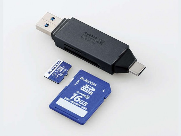 USB Type-CとUSB Type-Aポートを備えた直挿しタイプのカードリーダー
