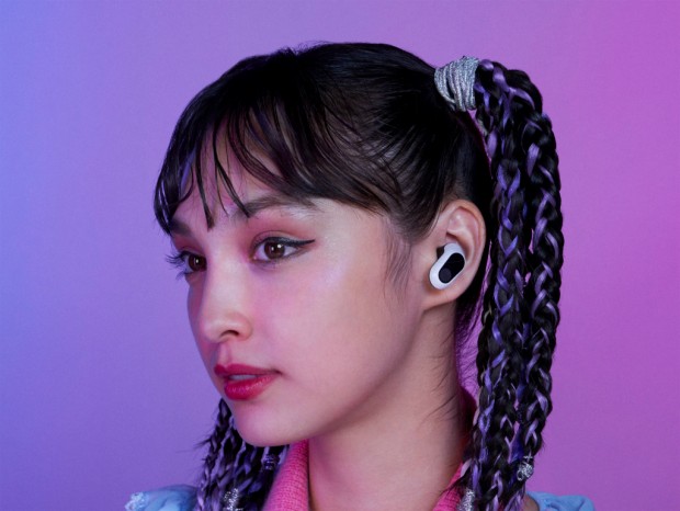 プロeスポーツチームFnatic監修の完全ワイヤレスゲーミングイヤホン