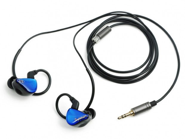 エントリーユニバーサルIEM、qdc「SUPERIOR」に新色「Azure Blue」を追加