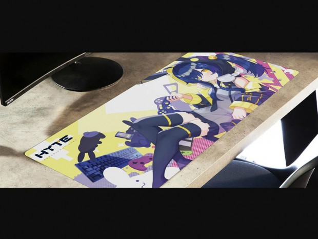 カナダ出身のイラストレーター「Klaius」氏デザインの大判マウスパッドがHYTEから