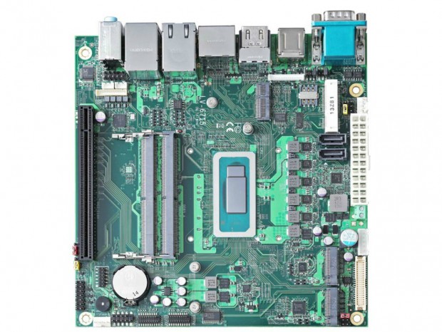 Core i7-13800HE/12800HE搭載のMini-ITXマザーボード、COMMELL「LV-6715R」