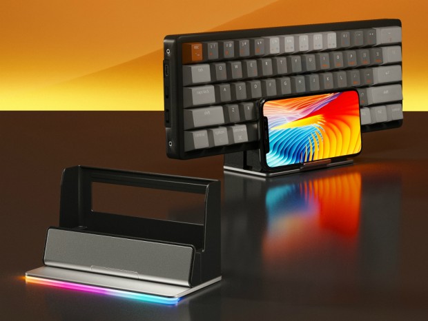 スマホやタブレット、キーボードをまとめて収納できるスタンドがパソコン工房SELECTIONから