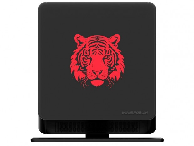 Ryzen 7 7840HS搭載の超小型デスクトップPC、MINISFORUM「UM780 XTX
