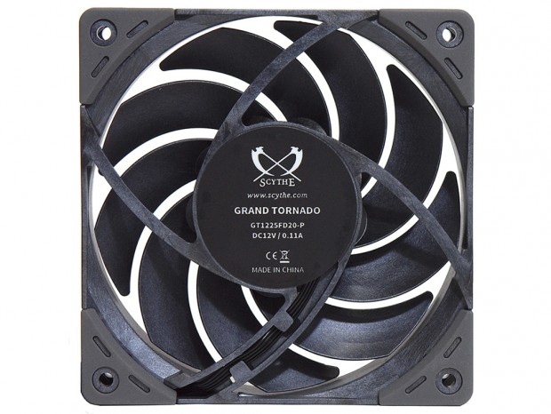 ブレードとフレームに液晶ポリマーを採用した120mmファン、サイズ「Grand Tornado 120 PWM」
