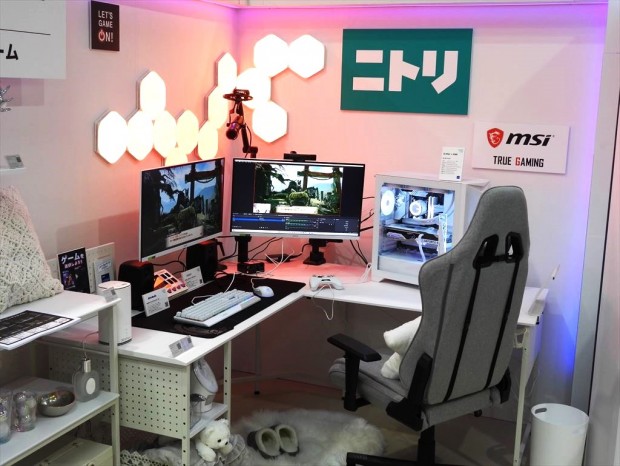 MSIとニトリがコラボ