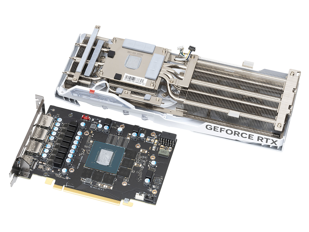 スリムになっても冷却、静音性に不安なし！ MSI「GeForce RTX 4070