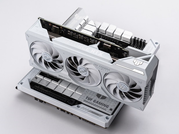 Aランク品 グラボ搭載 フルHD 15 ASUS i7 24GB バッテリー新品 補助電源コネクターを備えたコンパクトなグラフィックカード「PH