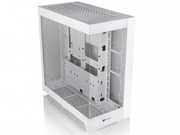 独自CTEフォームファクタによるM/B倒立設置のPCケース、Thermaltake「CTE E600 MX」発売