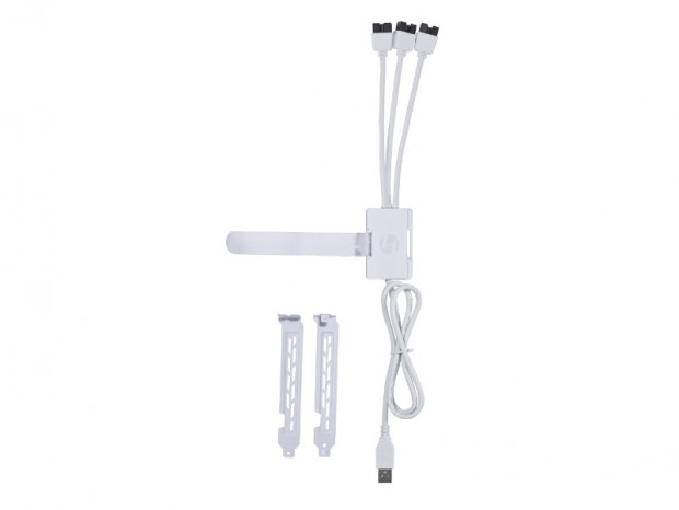 リアインターフェイスのUSB 2.0 Type-AをUSB 9pinヘッダ×3にするUSBハブがLian Liから