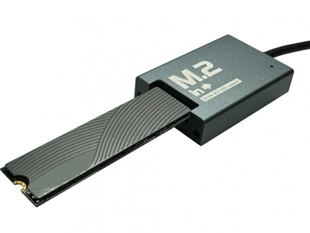 NVMe M.2 SSDを挿し込むだけでUSBドライブとして使える変換アダプタがタイムリーから