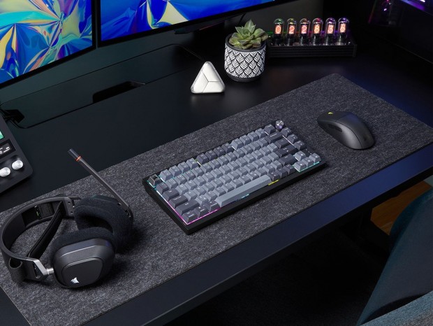 CORSAIR、独自スイッチ＆ダイヤル装備の75％キーボード「K65 PLUS WIRELESS」に日本語版