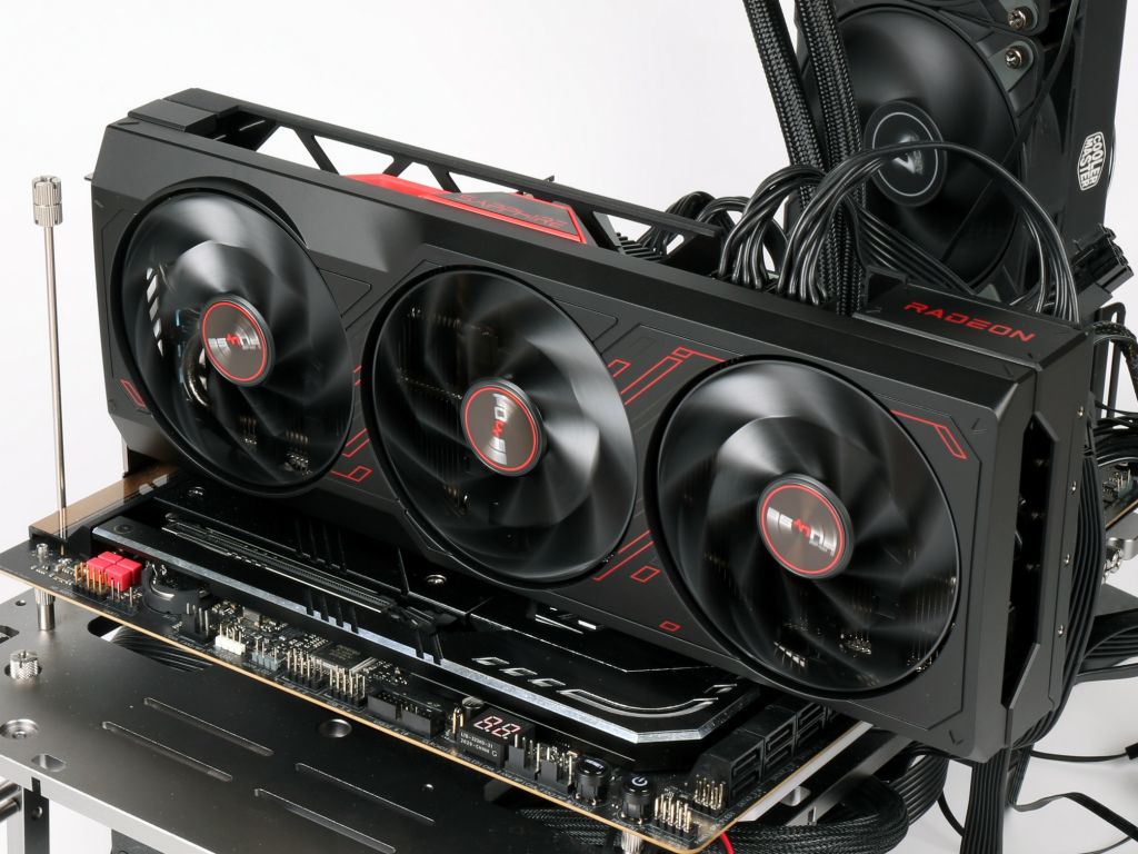 sapphire_radeon_rx_7900_ger_pu