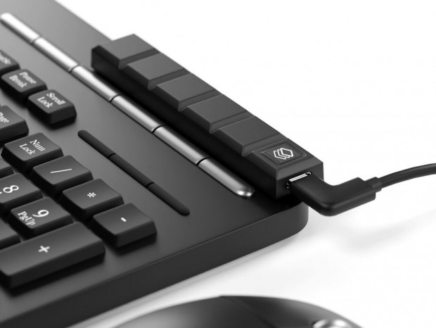 最大15個の機能を登録できる小型センサー式ショートカットキー、エアリア「TOUCH BAR(タッチバー)」