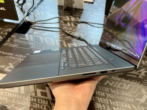 ROG Zephyrus G16 GU605