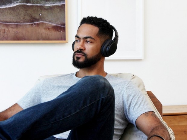 ベルキン、ENCマイクを搭載した65時間稼働のワイヤレスヘッドセット「SoundForm Adapt」