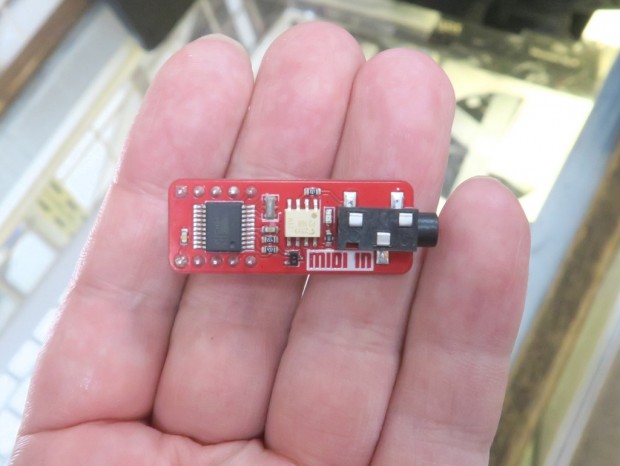 FAMIC MIDI Extension