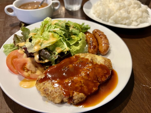 Cafe & Bar Bankam