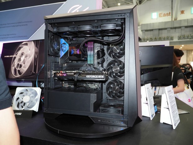 COMPUTEX：160mm新型2層ブレードファン搭載の高エアフローミドル