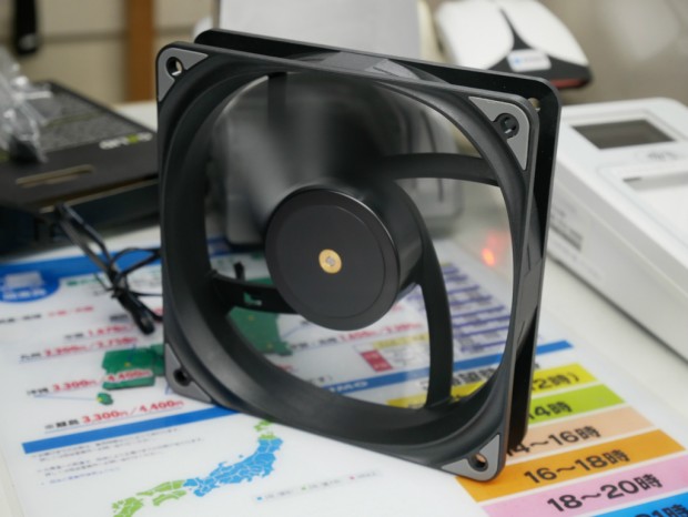 SILENT 12 PWM BLACK