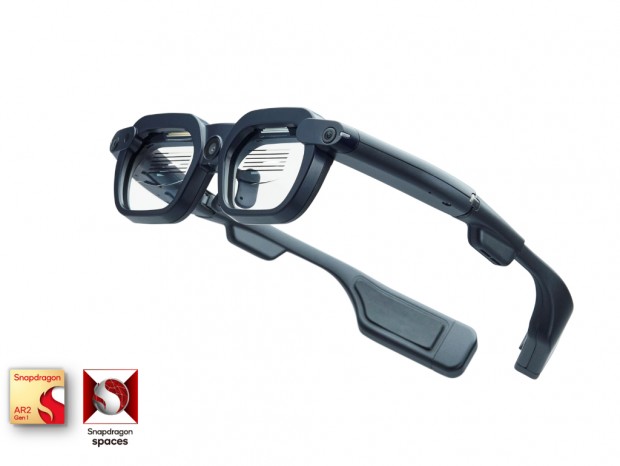 NTTドコモ、世界初のSnapdragon AR2搭載XRグラス「MiRZA」発売