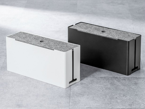 邪魔なケーブルを隠せるスチール製ケーブルボックスがサンワダイレクト