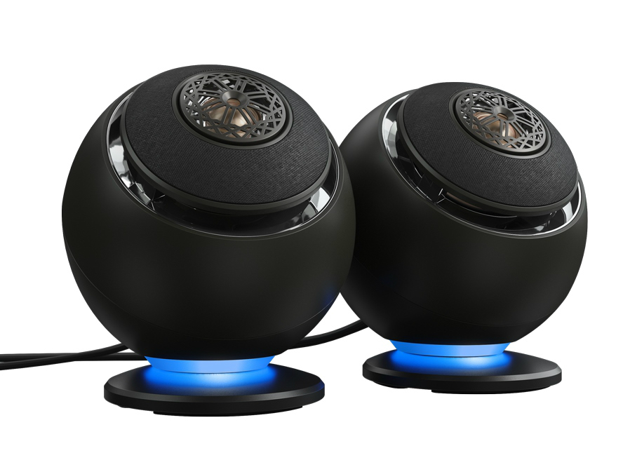 クリエイティブ、ピーク出力100Wの球形状スピーカー「Creative