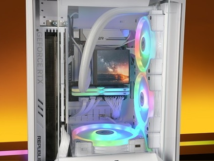 Thermaltake、6.67型のフルHD曲面AMOLED搭載AIO水冷「MAGCurve 360
