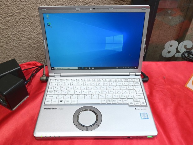 お買い得中古品情報) 第7世代i5搭載の「Let's note SZ6」(中古品)が保証なし特価の税込9,800円で販売中 - エルミタージュ秋葉原 お買い得中古品情報) 第7世代i5搭載の「Let's note SZ6」(中古品)が保証なし特価の税込9,800円で販売中 - エルミタージュ秋葉原