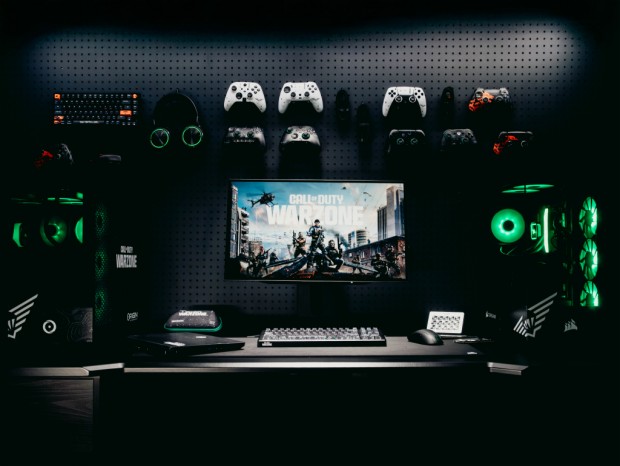 CORSAIR、人気バトルロイヤルゲーム「Call of Duty: Warzone」コラボゲーミングプロダクトを発表