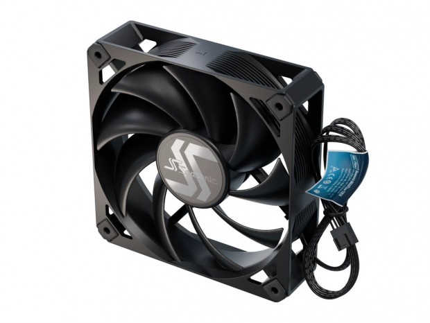 Seasonic、精密成形技術でエアフロー効率を向上させた大風量の30mm厚