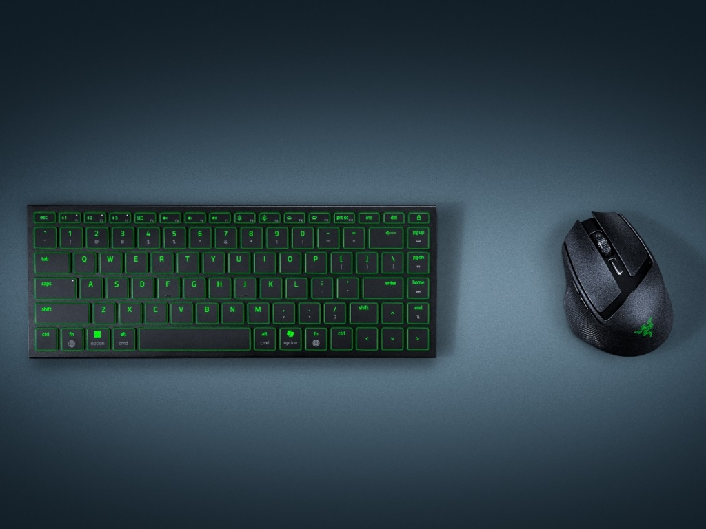 Razer、持ち運べるゲーミングデバイス「Razer Basilisk Mobile