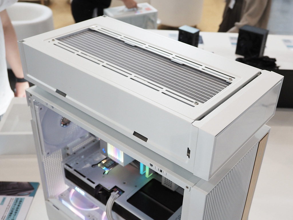 COMPUTEX：ラジエーターを外付けにしたDeepCool「CL6600」の全貌と