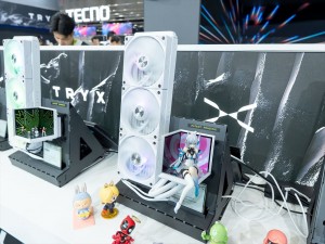 TRYXの水冷ユニット「STAGE」