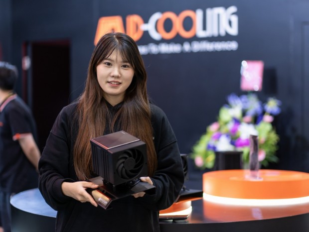 ディバインフロー Chinon Floppy drive.