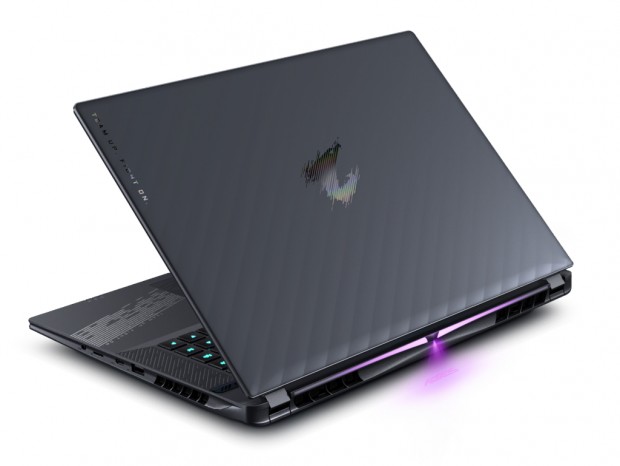 GeForce RTX 5070搭載の16型ハイエンドゲーミングノートPC、GIGABYTE「AORUS ELITE 16」発売