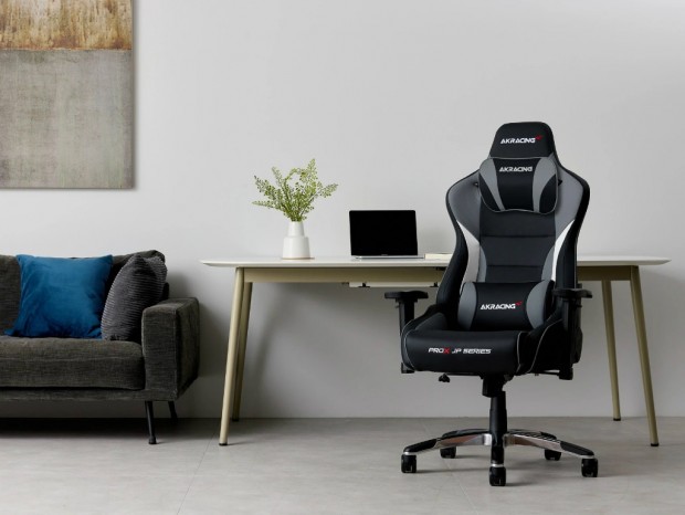 高級車グレードの国産合成皮革を採用するゲーミングチェア、AKRacing「Pro-X JP」シリーズ