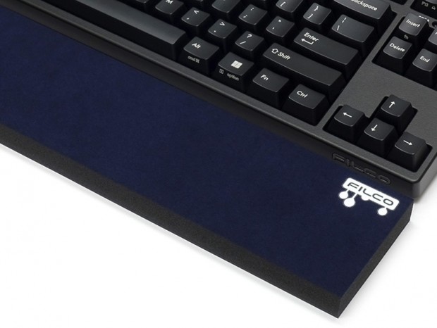 ダイヤテック、ウルトラスエード採用パームレスト「Majestouch Wrist Rest “Macaron”」に新色Royal Blue