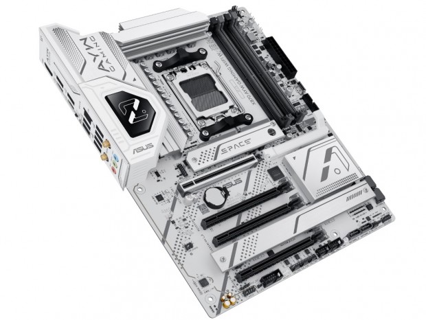 ASUS、Amazon限定の白いゲーミングマザーボード「X870 AYW GAMING WIFI W」発売