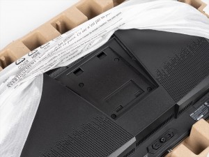 MAG 271QP QD-OLED X24組立作業