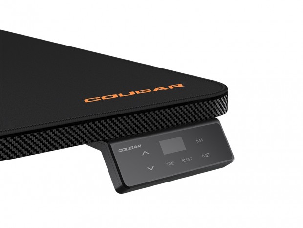 超大型マウスパッドやモニタースタンドを備えた電動昇降ゲーミングデスク、COUGAR「E-STAR 120/140」